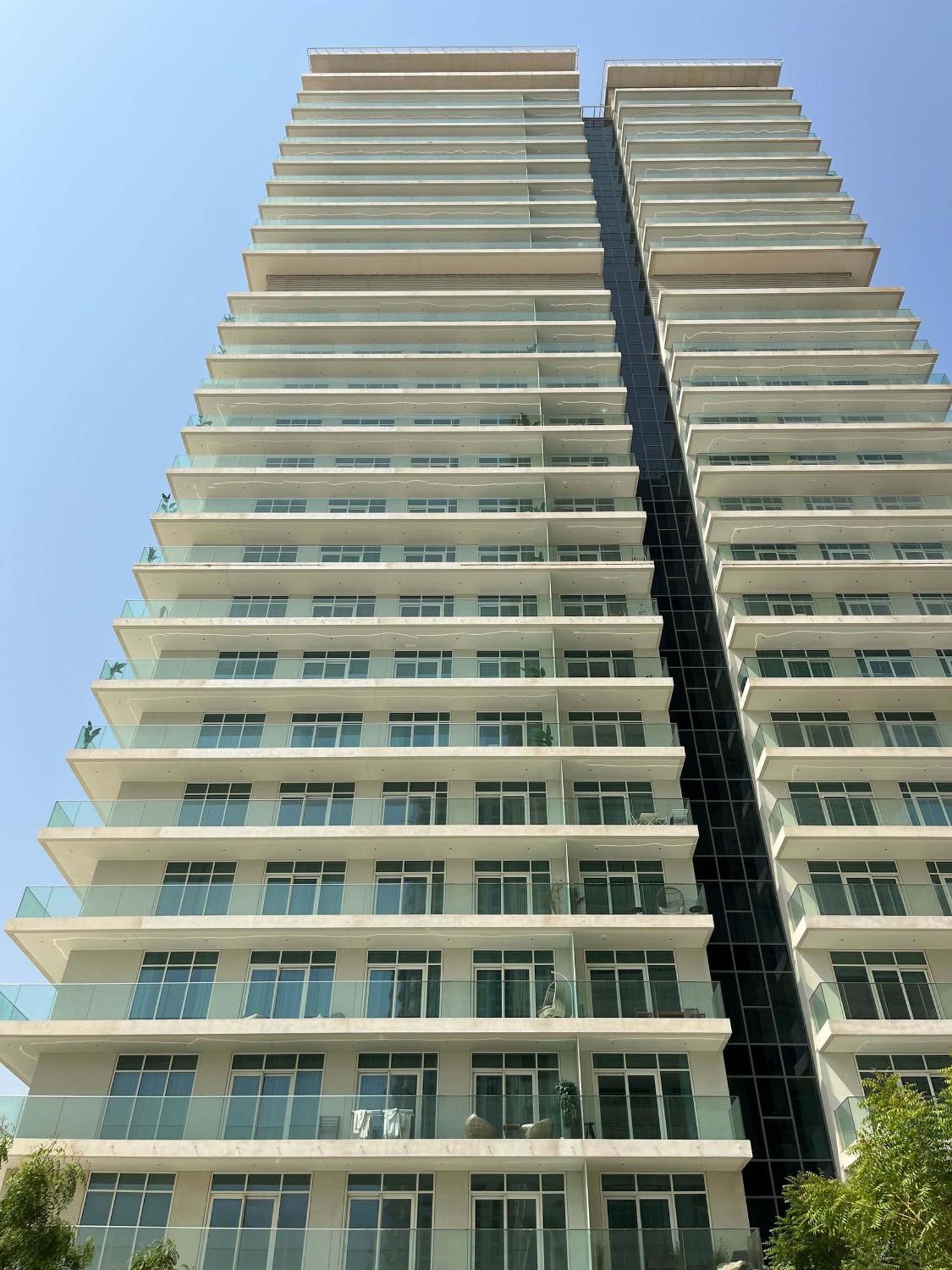 Silkhaus Palm View 1Bdr With Private Beach In Emaar Beachfront Dubai Exteriör bild