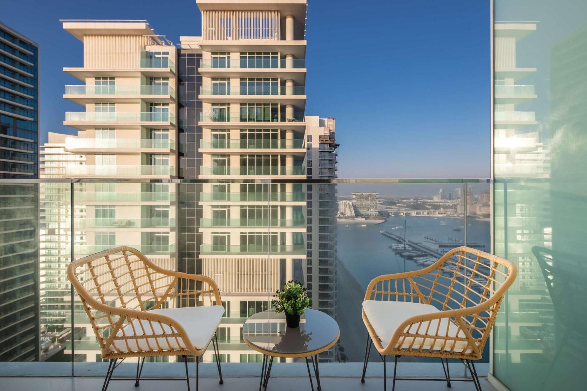 Silkhaus Palm View 1Bdr With Private Beach In Emaar Beachfront Dubai Exteriör bild
